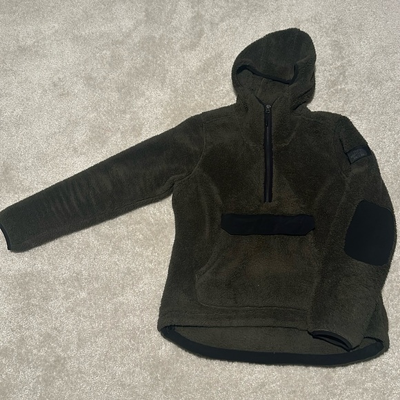 The North Face Women’s Campshire Hoodie. - Picture 1 of 6